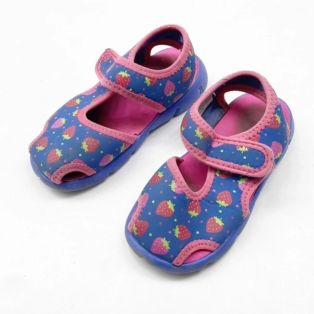 Blue strawberry print toddler girls water shoes